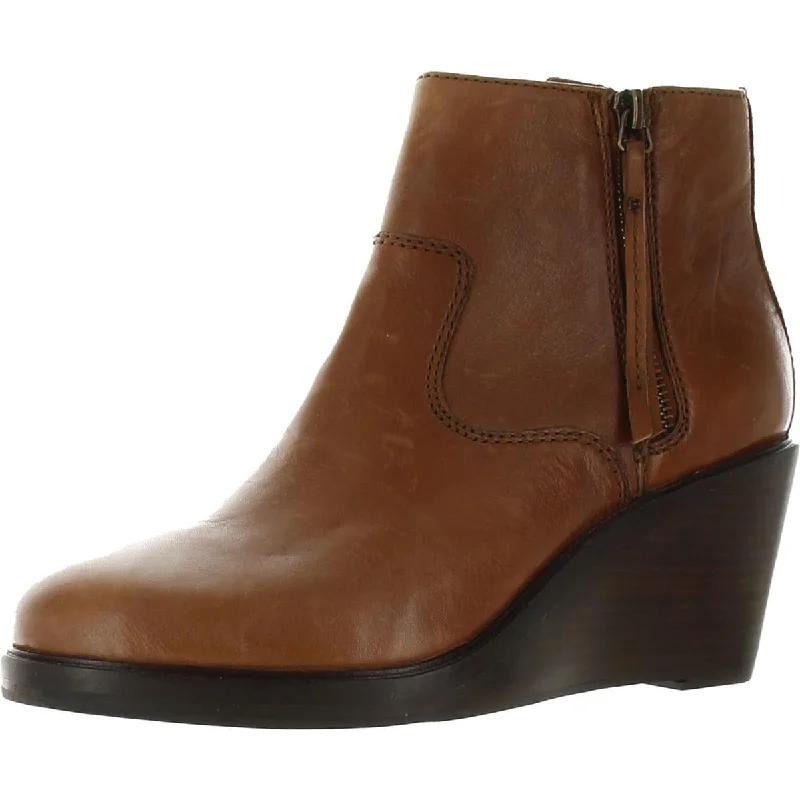 Boots for edgy street fashion -Clarks Womens Clarkdale 2 Zip Leather Side ipper Wedge Boots