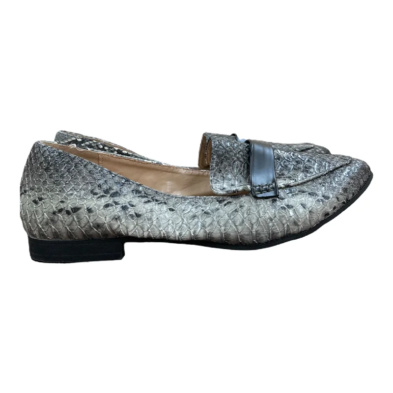 Flats for rainy day dinners -Snakeskin Print Shoes Flats By Just Fab, Size: 11