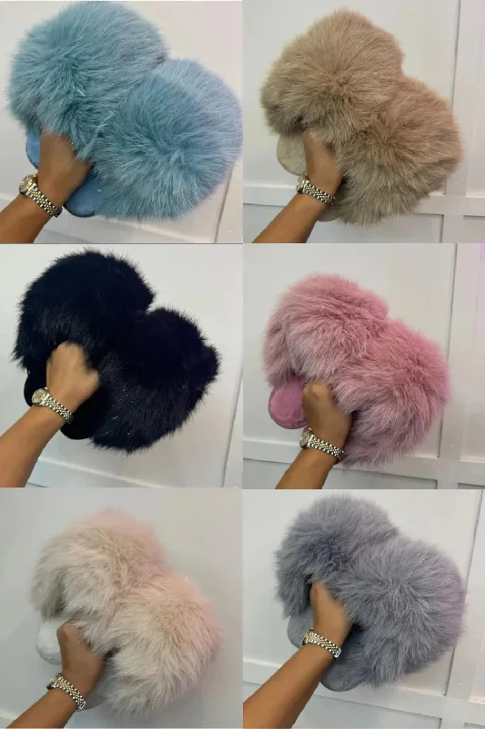 Slippers with mild cushion -GLITTER MIXED COLOUR EXTREME OVERSIZED FAUX FUR FLUFFY SLIPPERS (PACK OF 36 PAIRS)