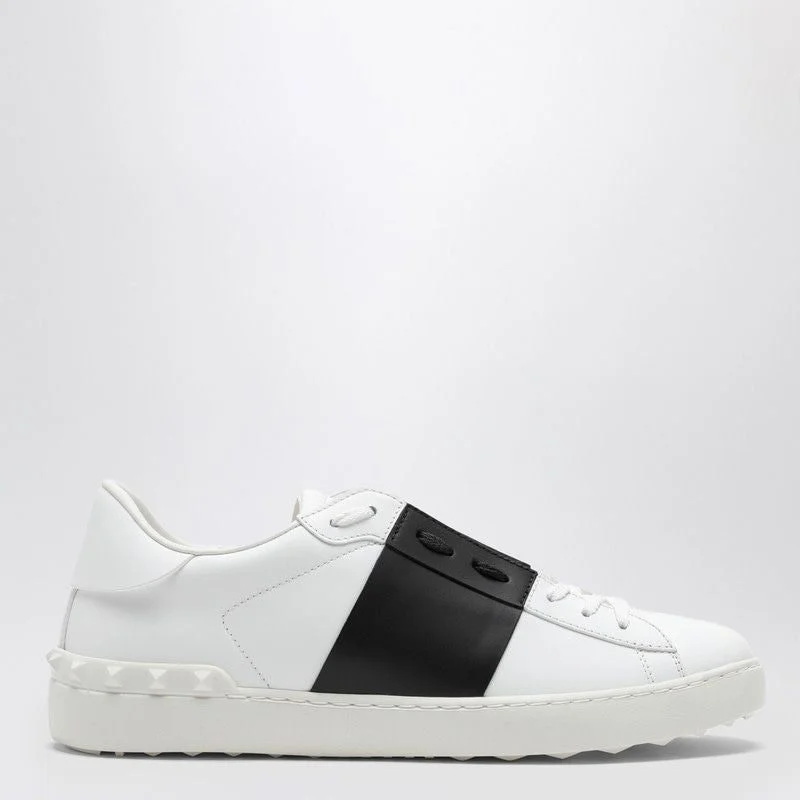 Stylish athletic shoes for night jogs-VALENTINO GARAVANI Elegant Open Sneaker with Contrasting Accents