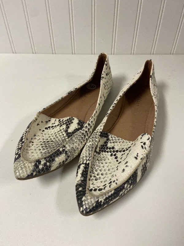 Flats with firm upper cushioning -Snakeskin Print Shoes Flats Madden Girl, Size 8.5