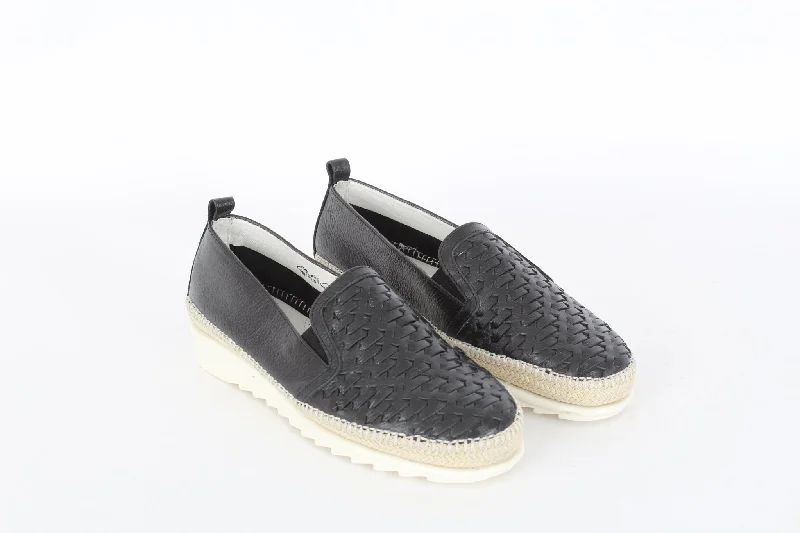 Durable loafers for daily steps-LIZA Round toe loafers