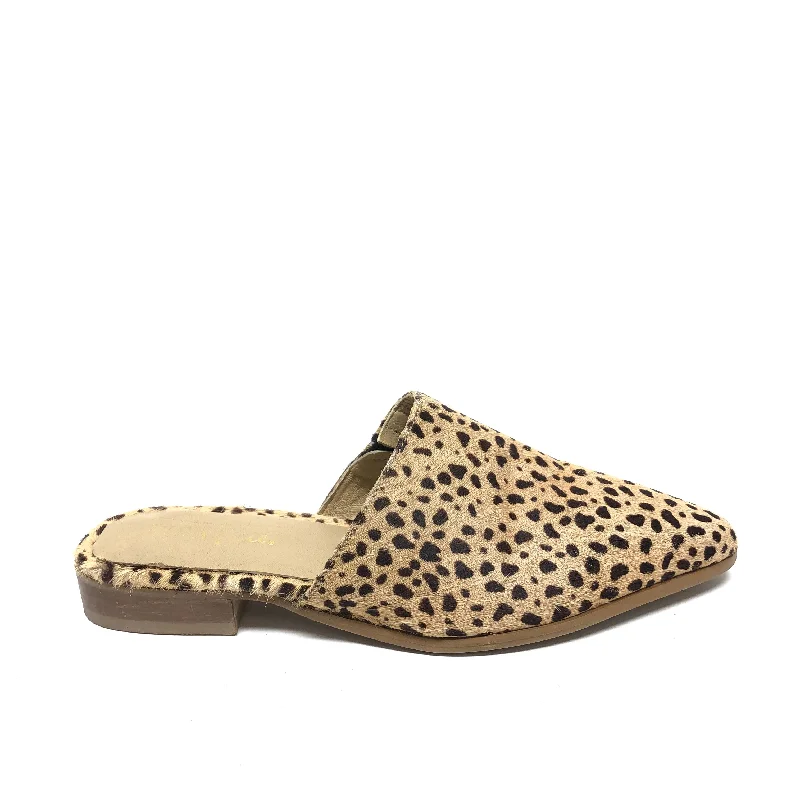 Flats for rainy day meals -Animal Print Shoes Flats Diba, Size 9