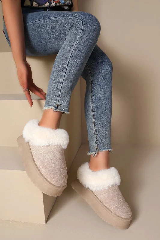 Slippers for laid-back time -BEIGE ULTRA MINI PLATFORM FAUX FUR LINED FLUFFY SLIPPERS