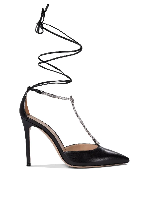 Trendy high heels for fashionistas -GIANVITO ROSSI Elegant Heeled Pumps for Women