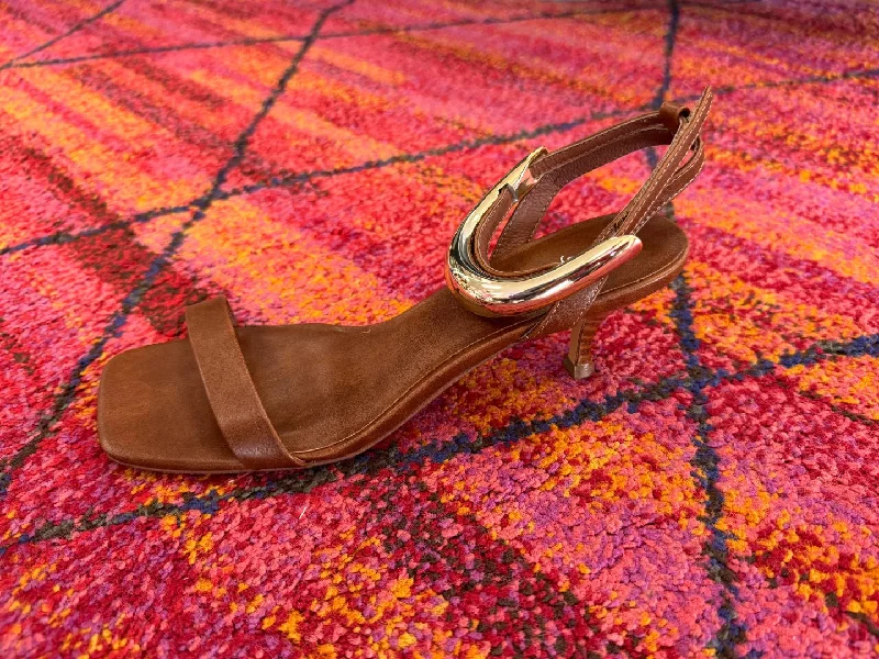 High heels for laid-back nights -Jeffrey Campbell: Decor in Cognac & Gold