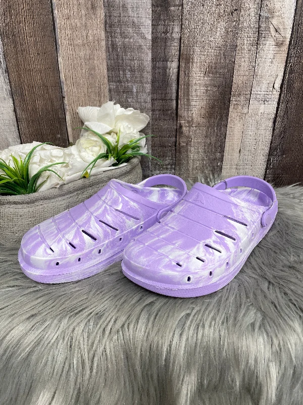 Flats with lively pattern blends -Shoes Flats By Cme In Purple, Size: 6