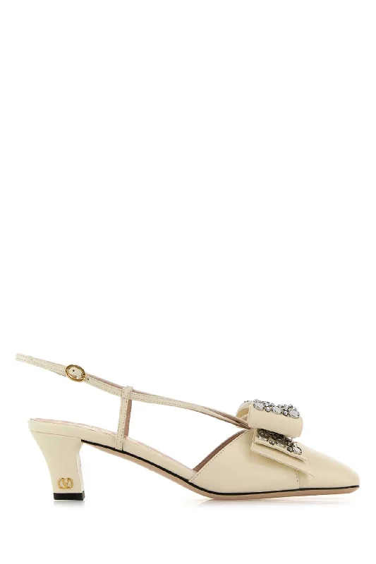 High heels for sticky weather -VALENTINO GARAVANI Elegant Mini Bow Pumps with Chic Design