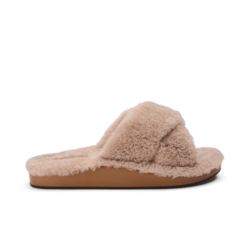 Slippers with thick foam layer -Olukai Women's Hila Heu Slipper - Tan