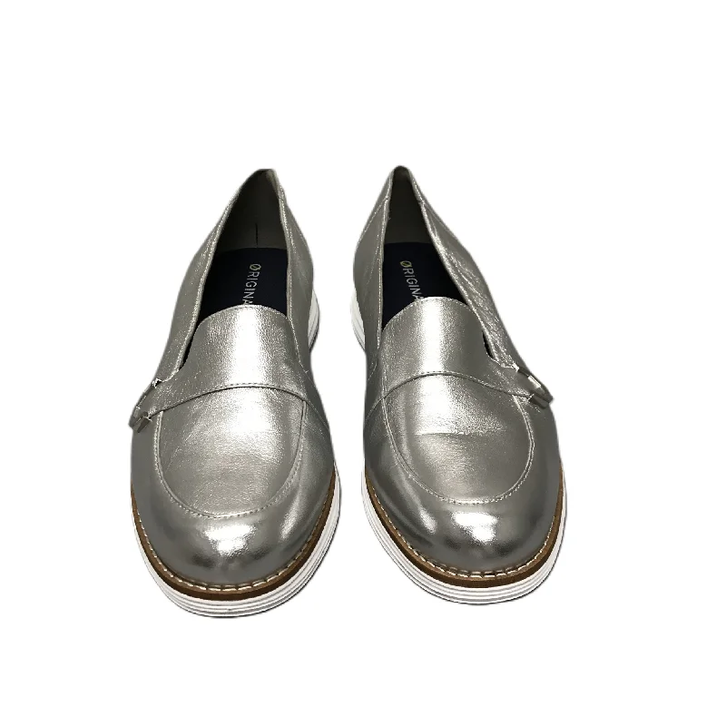 Flats for indoor day scenes -Silver Shoes Flats By Cole-haan, Size: 7