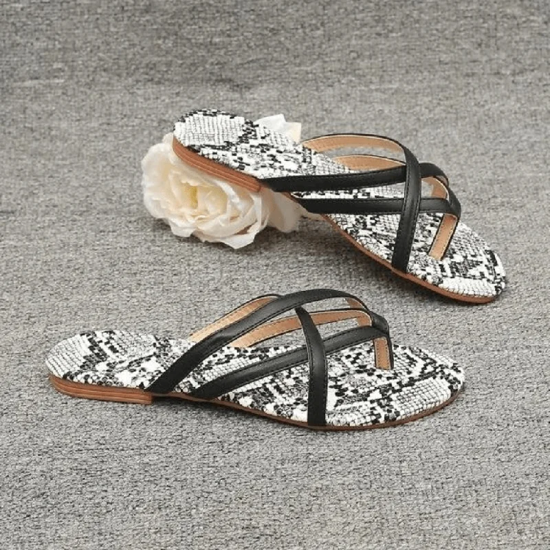 Slippers with fuzzy warmth -SnakeSkin Thong Slippers