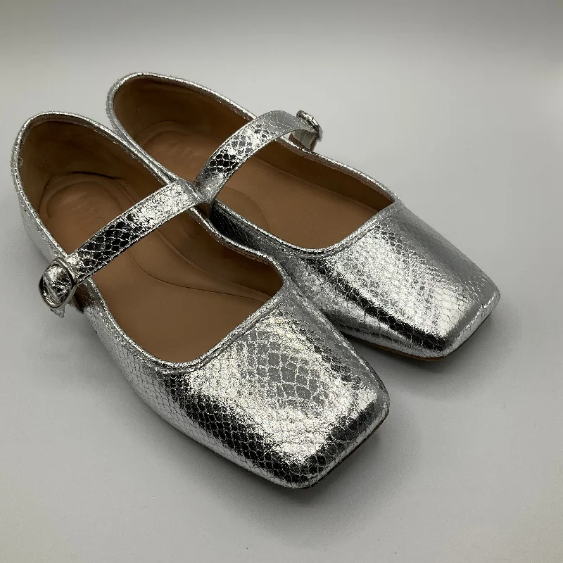 Flats for outdoor day strolls -Silver Shoes Flats Inc, Size 8